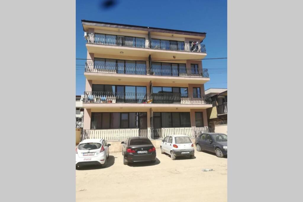 Apartament Lulu Mamaia Nord, 3 Minute De Plaja Năvodari Eksteriør bilde