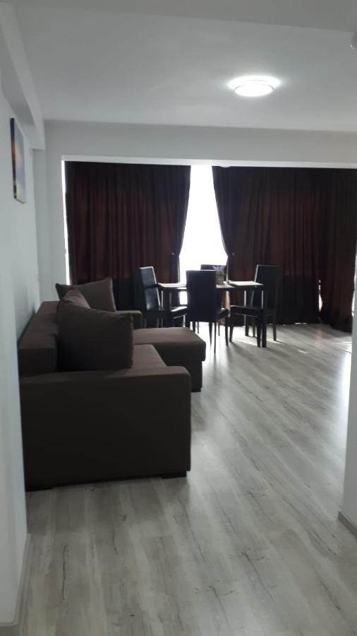 Apartament Lulu Mamaia Nord, 3 Minute De Plaja Năvodari Eksteriør bilde