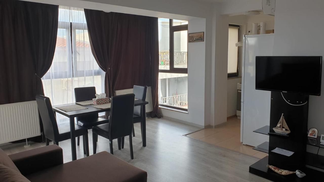 Apartament Lulu Mamaia Nord, 3 Minute De Plaja Năvodari Eksteriør bilde